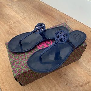 Tory Burch Sandals - Women size 5